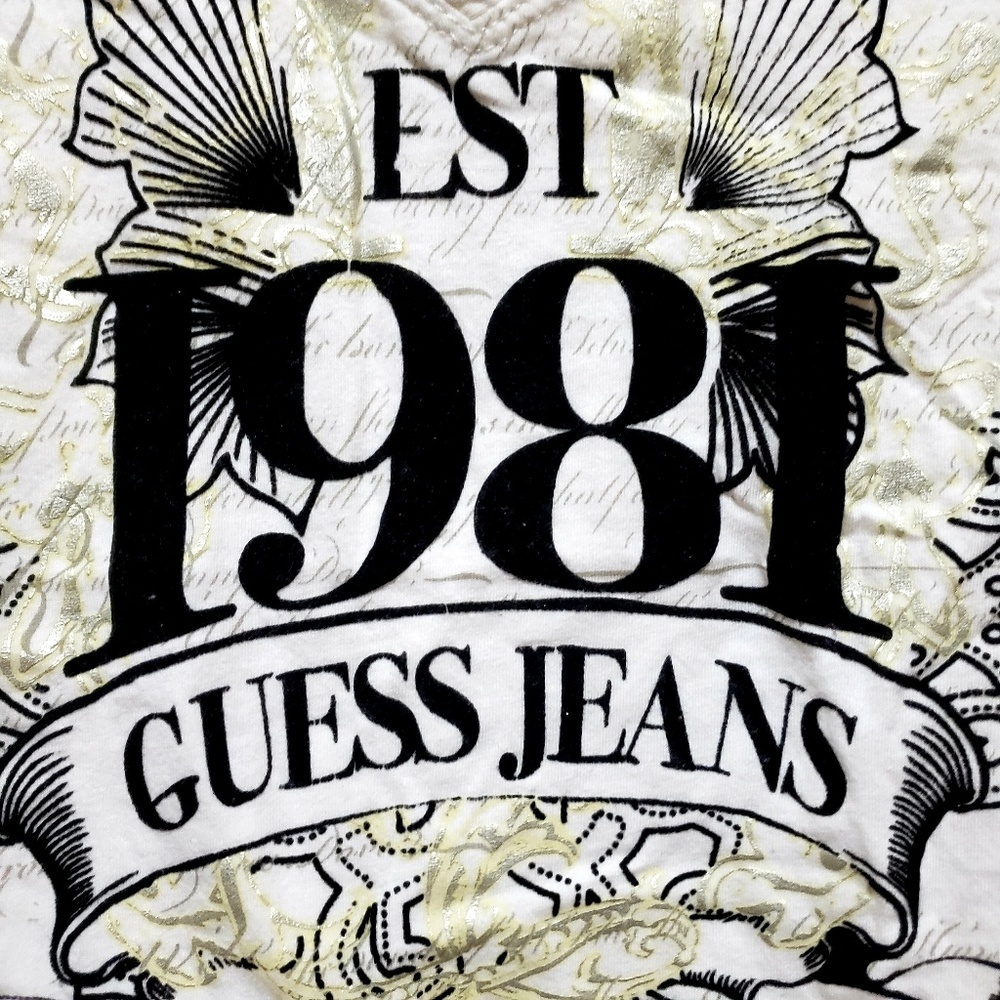 GUESS V-Neck Tee - Picture 5 of 5